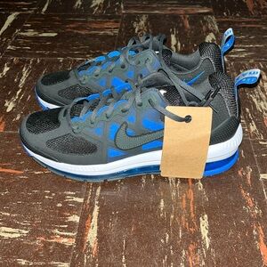 Nike Air Max Genome New